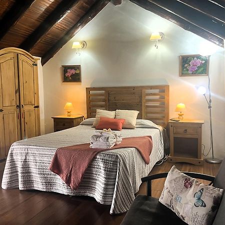 Gasthaus Stunning Rustic House El Pinar & Wifi Exterior foto