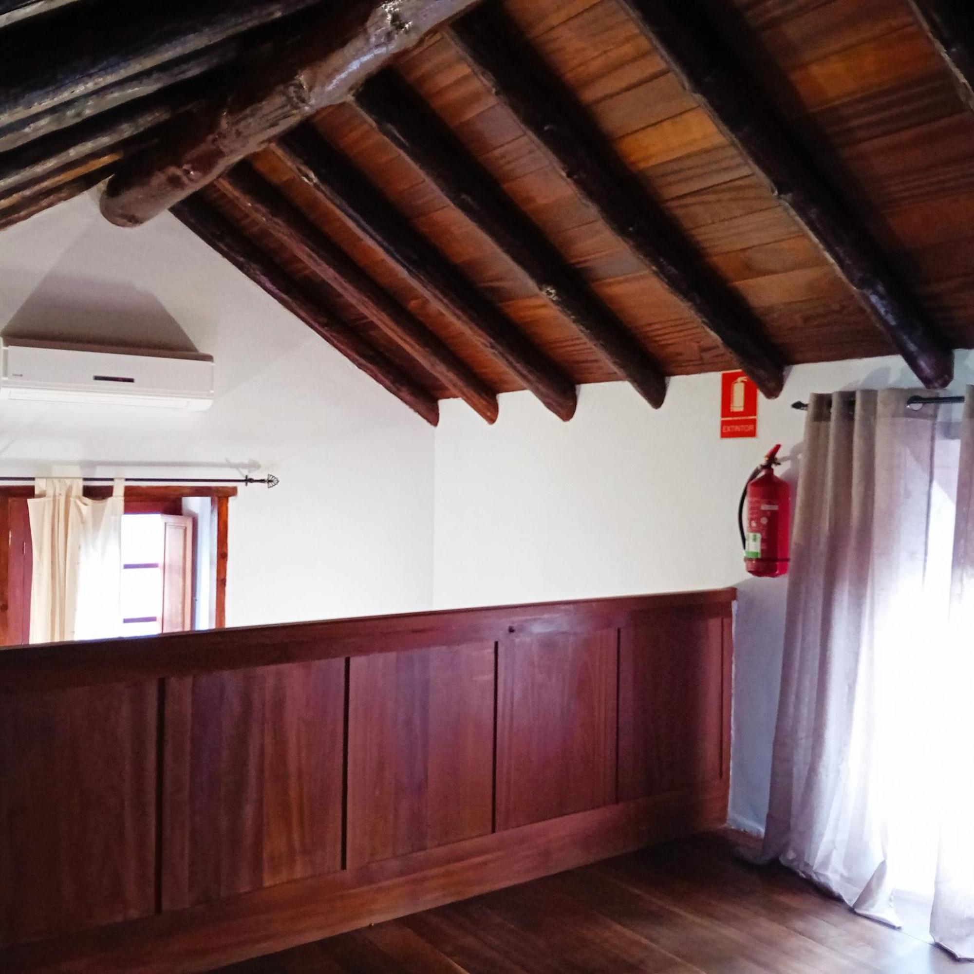 Gasthaus Stunning Rustic House El Pinar & Wifi Exterior foto